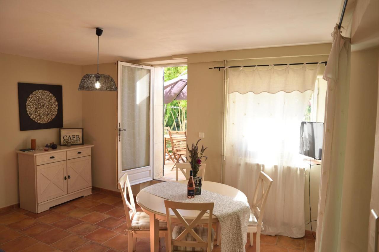 Les Lavandes Holiday home